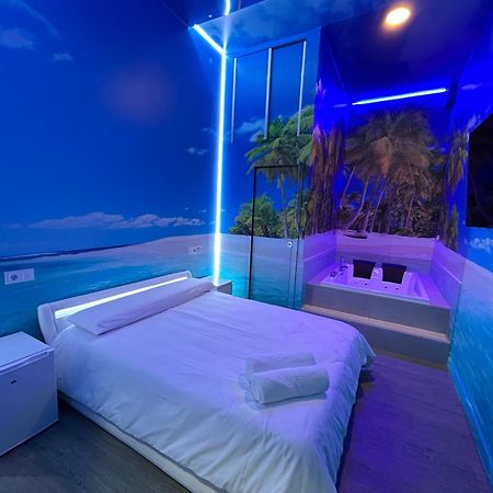 Habitacion Con Jacuzzi Y Bano Privado Madrid Eksteriør bilde