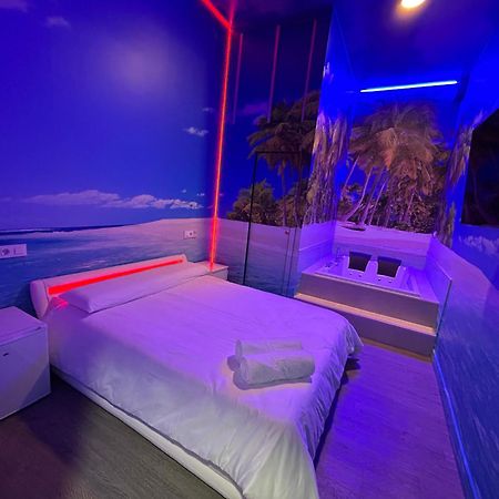 Habitacion Con Jacuzzi Y Bano Privado Madrid Eksteriør bilde