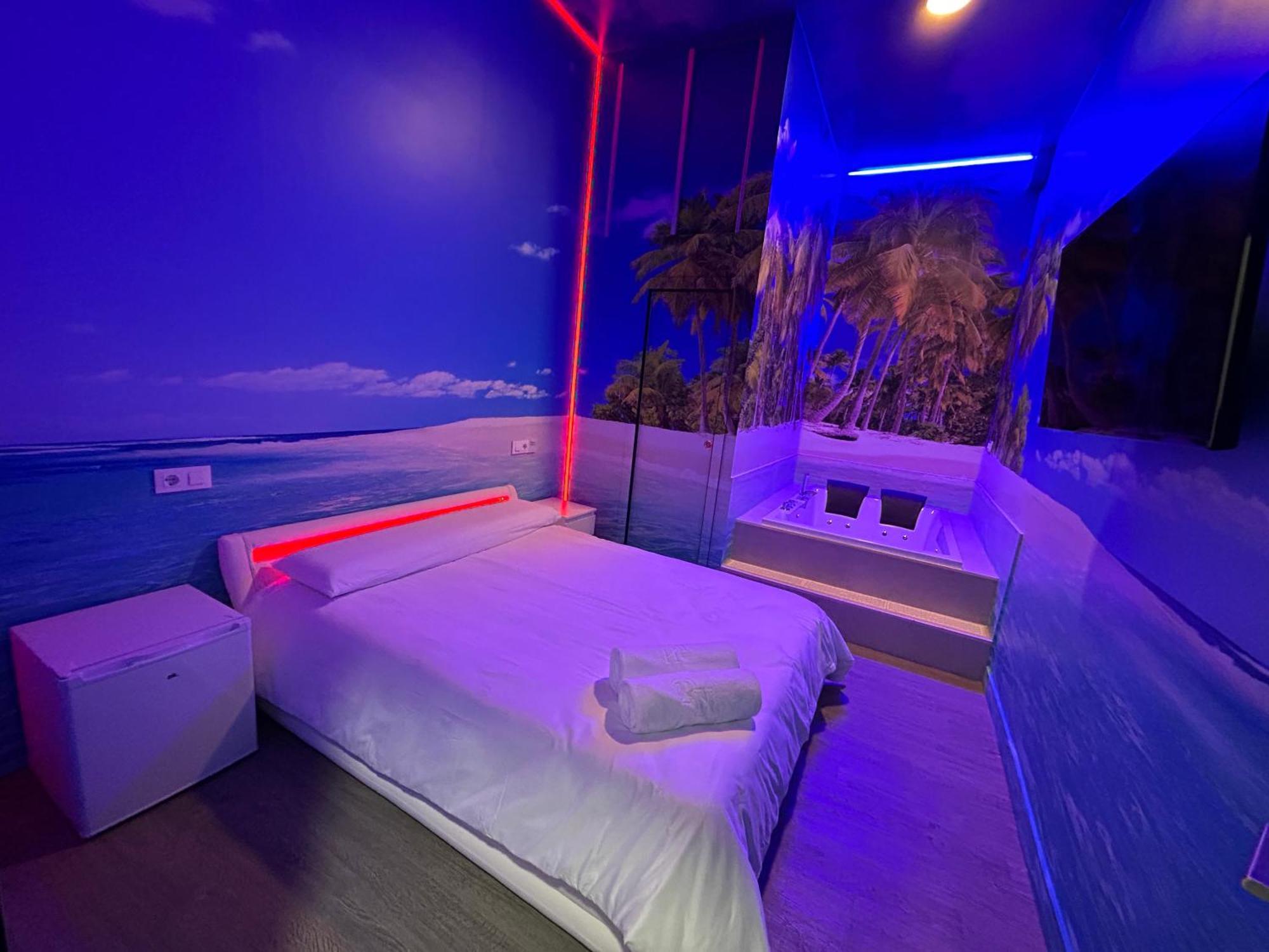Habitacion Con Jacuzzi Y Bano Privado Madrid Eksteriør bilde